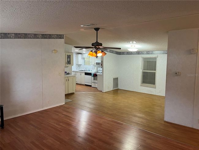 36912 Skycrest Blvd, House other with 3 bedrooms, 2 bathrooms and null parking in FRUITLAND PARK FL | Image 9
