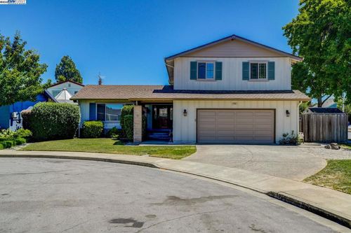 5292 Falmouth Pl, Newark, CA, 94560-1948 | Card Image