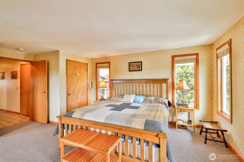 401 Wind Sand Ln W, Grayland, WA, 98547-9518 | Card Image