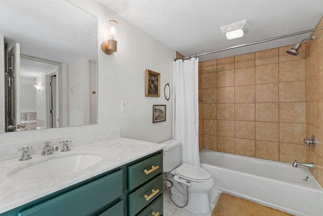 Primary Bathroom | Image 30