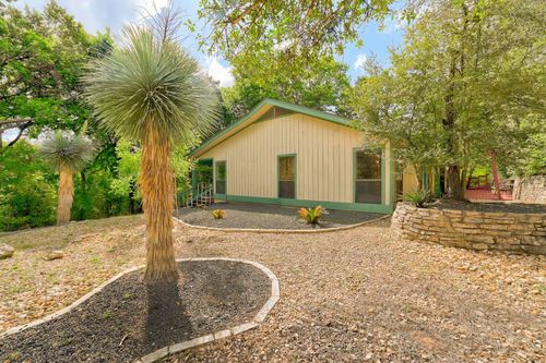 1201 Yaupon Valley Rd, West Lake Hills, TX, 78746-4330 | Card Image