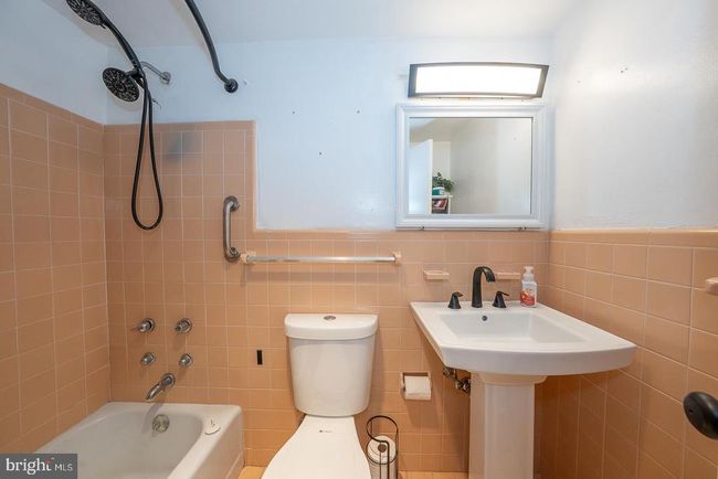 APT-704B - 7900 Old York Rd, Condo with 2 bedrooms, 2 bathrooms and null parking in ELKINS PARK PA | Image 24