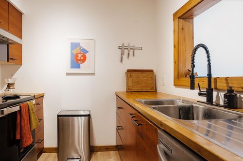 30-622 Farnham Rd, Gibsons, BC, V0N1V8 | Card Image