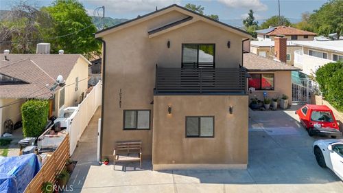 10787 Las Lunitas Ave, Tujunga, CA, 91042-1337 | Card Image