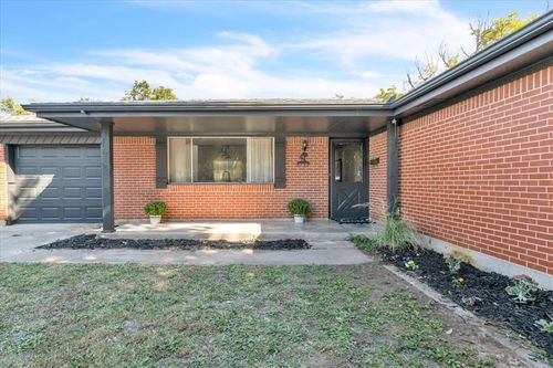 3120 Del View Dr, Del City, OK, 73115-4210 | Card Image