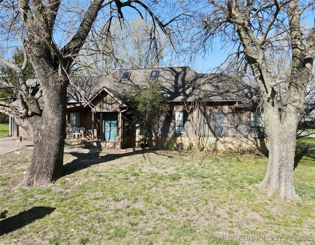 HOME NEEDS FOUNDATION/FLOORING REPAIR, SEVERAL SOFT SPOTS THROUGHOUT | Image 34