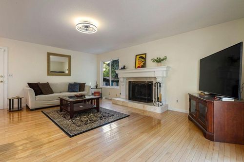 3789 Northridge Dr, Concord, CA, 94518-1646 | Card Image