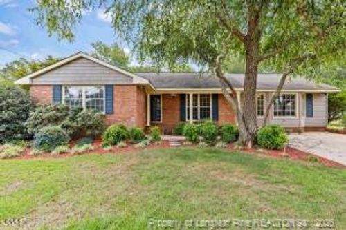 106 Martin St, Dunn, NC, 28334-2807 | Card Image