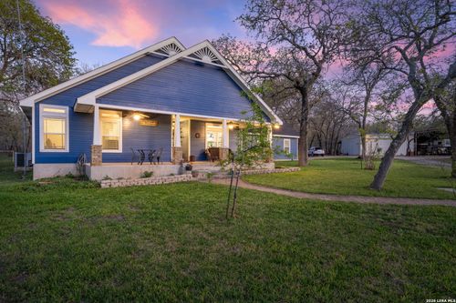 54 Post Oak Rd, La Vernia, TX, 78121-4516 | Card Image