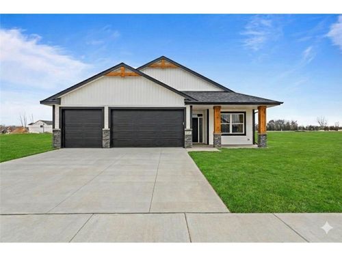 713 David Way Ne, Isanti, MN, 55040-7531 | Card Image