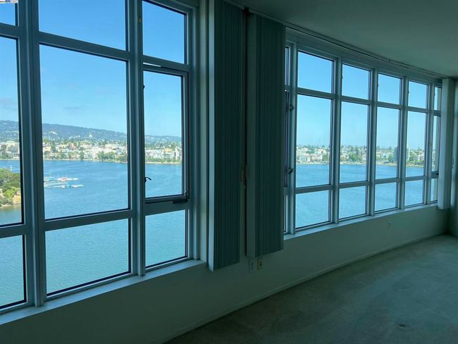 Living Room | Image 4