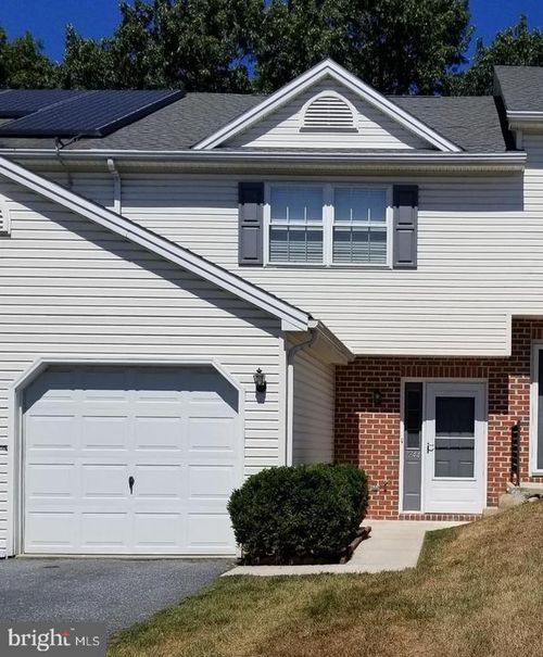 7244 Huntingdon St, HARRISBURG, PA, 17111-5276 | Card Image