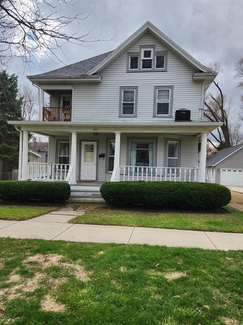 309 Oak St, Stoughton, WI, 53589-2439 | Card Image
