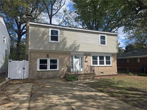 536 Southgate Ave, Virginia Beach, VA, 23462-2017 | Card Image