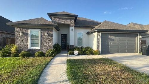2816 Kilgore Ave, McAllen, TX, 78504-6757 | Card Image