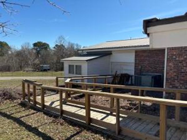 1100 Bluff Dr, House other with 3 bedrooms, 2 bathrooms and null parking in Ozark AR | Image 13