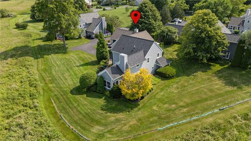 109 Corey Ln, Middletown, RI, 02842-5656 | Card Image