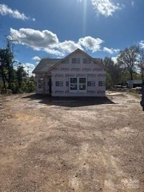 4470 Kingsbury Rd, Midland, NC, 28107-7240 | Card Image