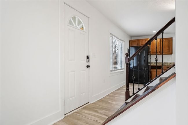 1028 Moon Run Rd, House other with 3 bedrooms, 3 bathrooms and 4 parking in Mc Kees Rocks PA | Image 6