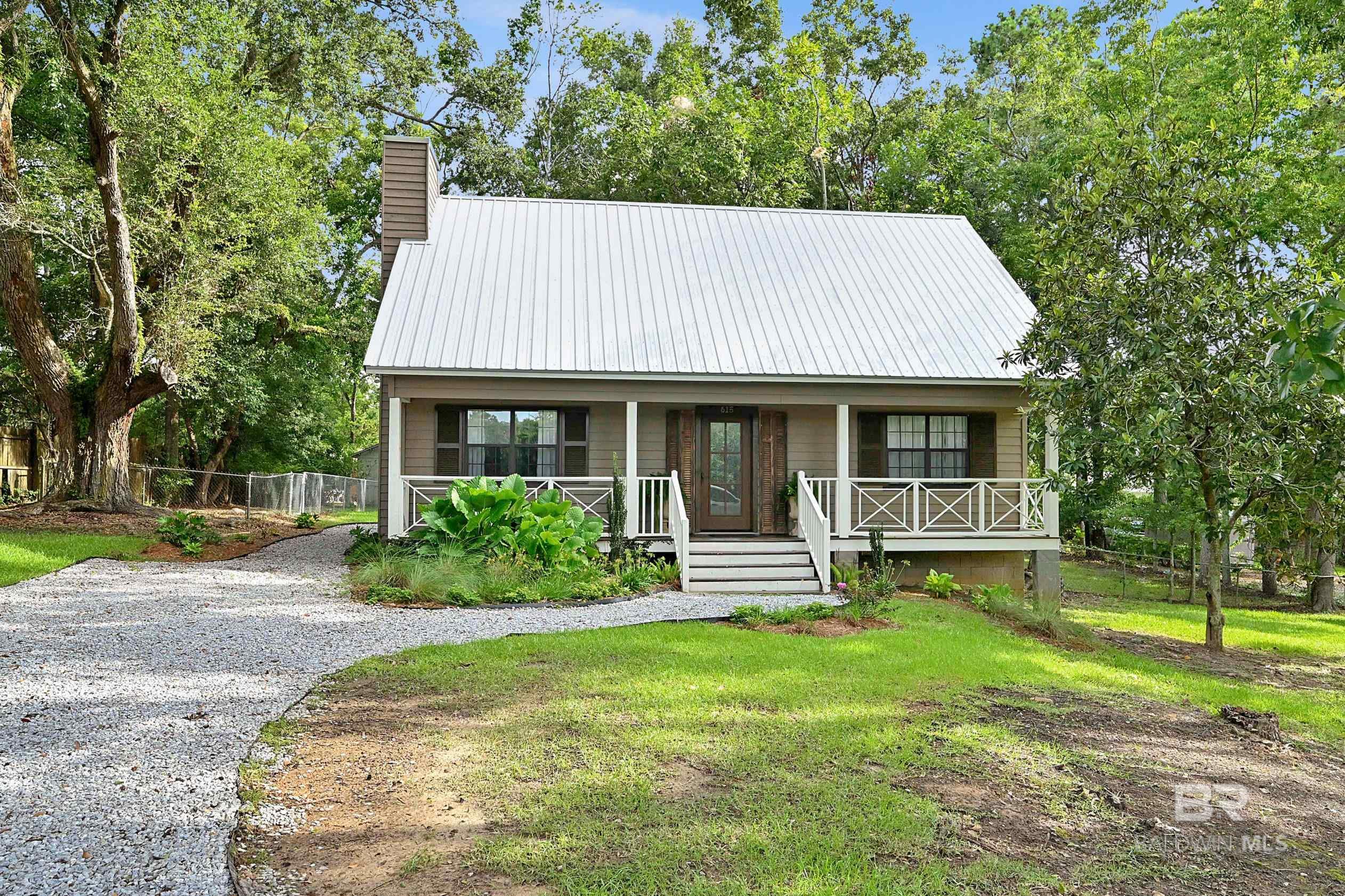Morphy Ave, Fairhope, AL 36532