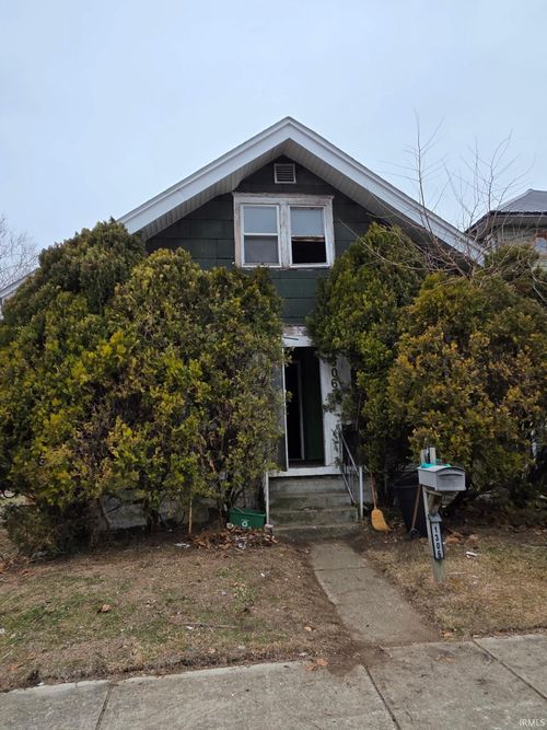 1306 S Shore Drive, Elkhart, IN, 46516 | Card Image