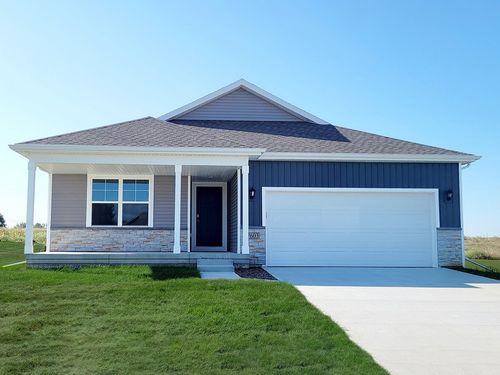 9303 Brighton Way Sw, Cedar Rapids, IA, 52404-4886 | Card Image