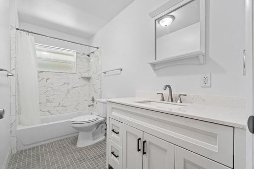 7-751 Hummingbird Way, North Palm Beach, FL, 33408-5132 | Card Image