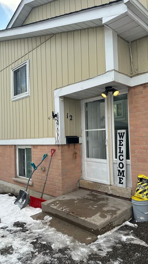 12 Bushwood Crt, Toronto, ON, M1B2T1 | Card Image