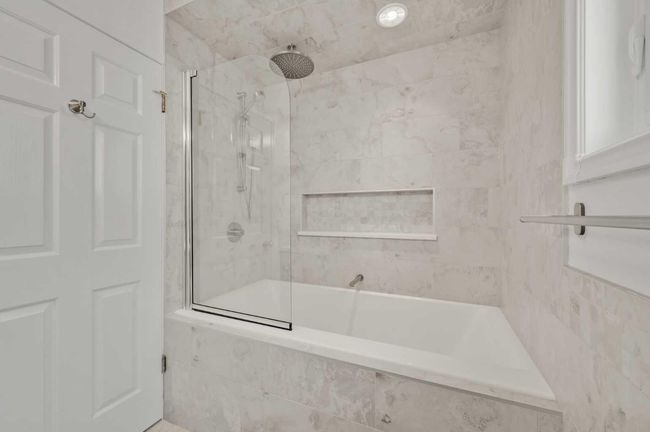 2815 Signal Hill Dr Sw, House other with 3 bedrooms, 3 bathrooms and 4 parking in Calgary AB | Image 21