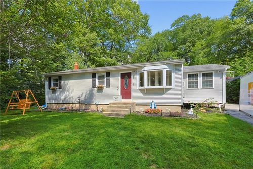 417 Lake Washington Dr, Chepachet, RI, 02814-1719 | Card Image