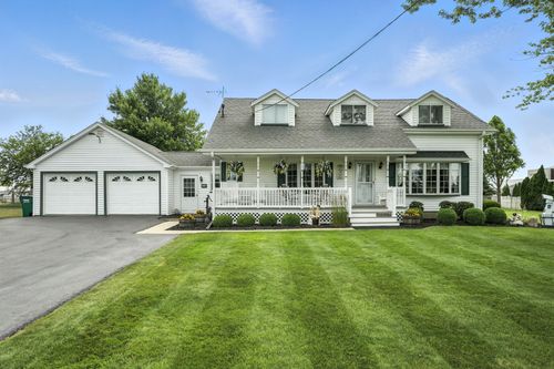 28457 S Yates Ave, Beecher, IL, 60401-3330 | Card Image