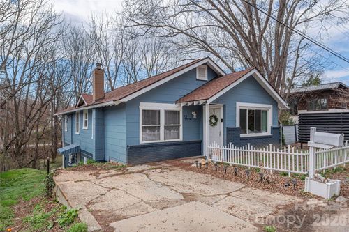 52 Boyd Ave, Asheville, NC, 28806-3506 | Card Image