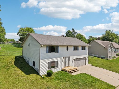 1922 Amanda Dr, Reedsburg, WI, 53959-2238 | Card Image