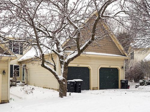 229 Juniper Dr, South Burlington, VT, 05403-5793 | Card Image