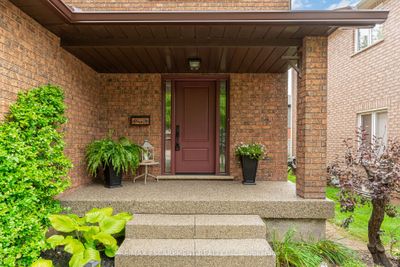 3099 Shannon Cres, House other with 3 bedrooms, 4 bathrooms and 6 parking in Oakville ON | Image 3