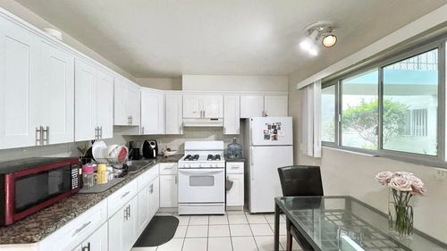 46-4875 Cole St, San Diego, CA, 92117-1821 | Card Image