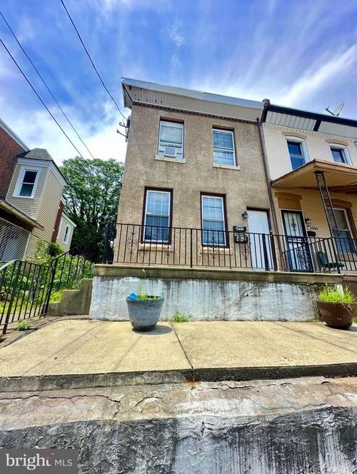 4942 Mulberry St, Philadelphia, PA, 19124-2962 | Card Image