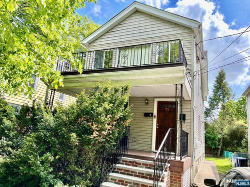 95 Hobart Street, Ridgefield Park, NJ, 07660 | Card Image