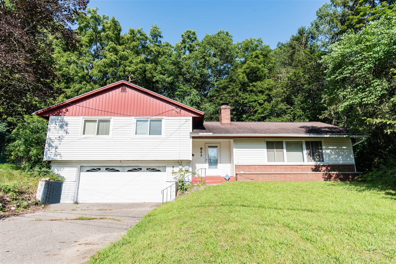 Dartmouth St, Kalamazoo, MI 49006