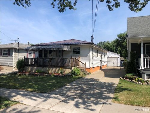 780 Tifft St, Buffalo, NY, 14220-1815 | Card Image