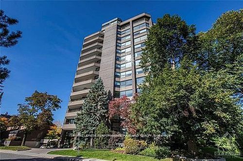 phh-300 Queen Elizabeth Driveway, Ottawa, ON, K1S3M6 | Card Image