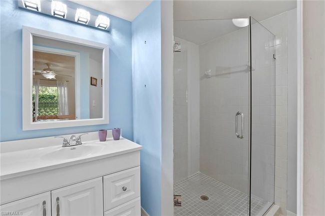 APT-103 - 605 Squire Cir, Condo with 2 bedrooms, 2 bathrooms and 1 parking in NAPLES FL | Image 13