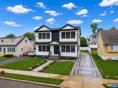 55 Long Hill Dr, Clifton, NJ, 07013-2320 | Card Image