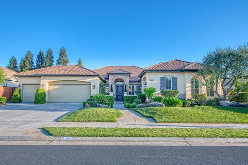 2820 Serena Avenue, Clovis, CA, 93619 | Card Image