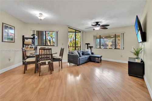 apt-206-15499 Miami Lakeway N, Miami Lakes, FL, 33014-5536 | Card Image