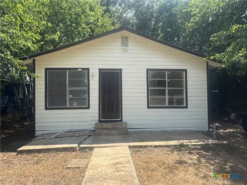 410 Railroad St, San Marcos, TX, 78666-6112 | Card Image