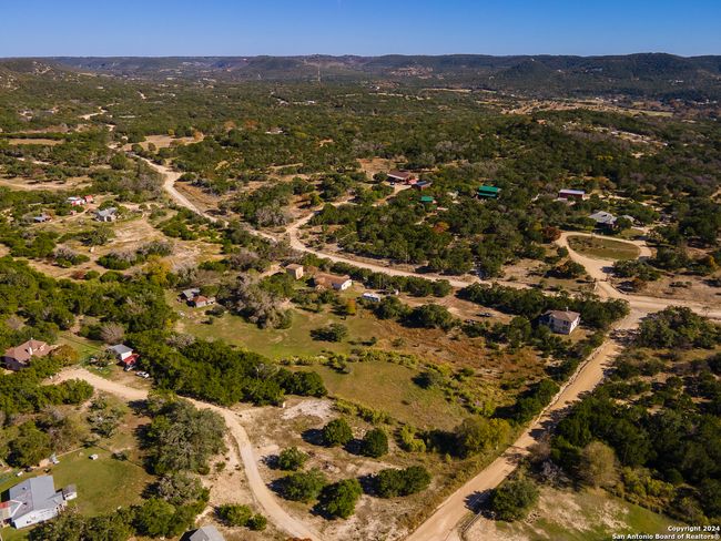989 Oil Wl, Home with 3 bedrooms, 2 bathrooms and null parking in Pipe Creek TX | Image 78