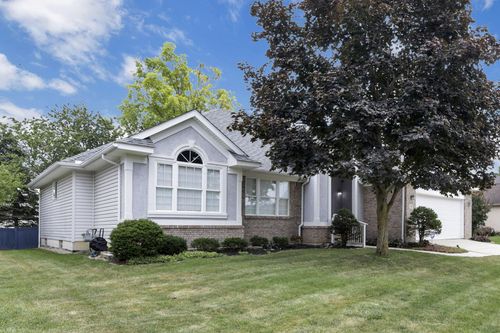 728 Cape Henry Drive, Columbus, OH, 43228 | Card Image