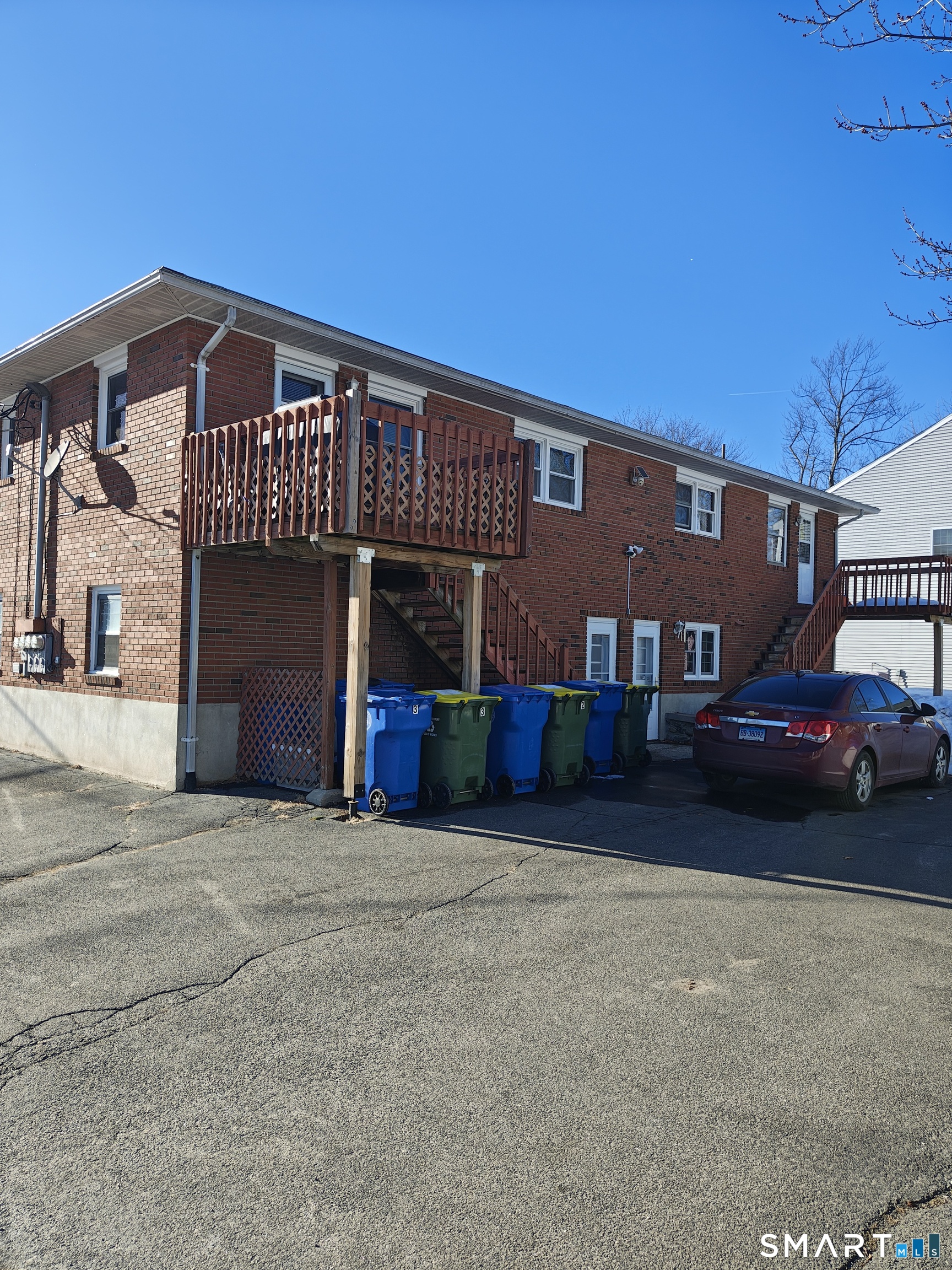 Residential Income in Waterbury 3