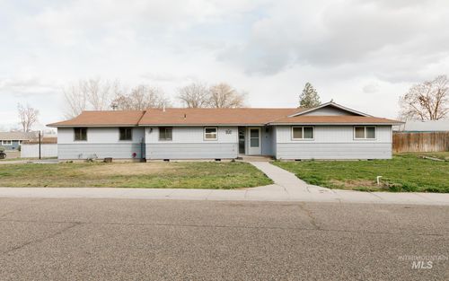 591 Nw 11th St, Ontario, OR, 97914 | Card Image